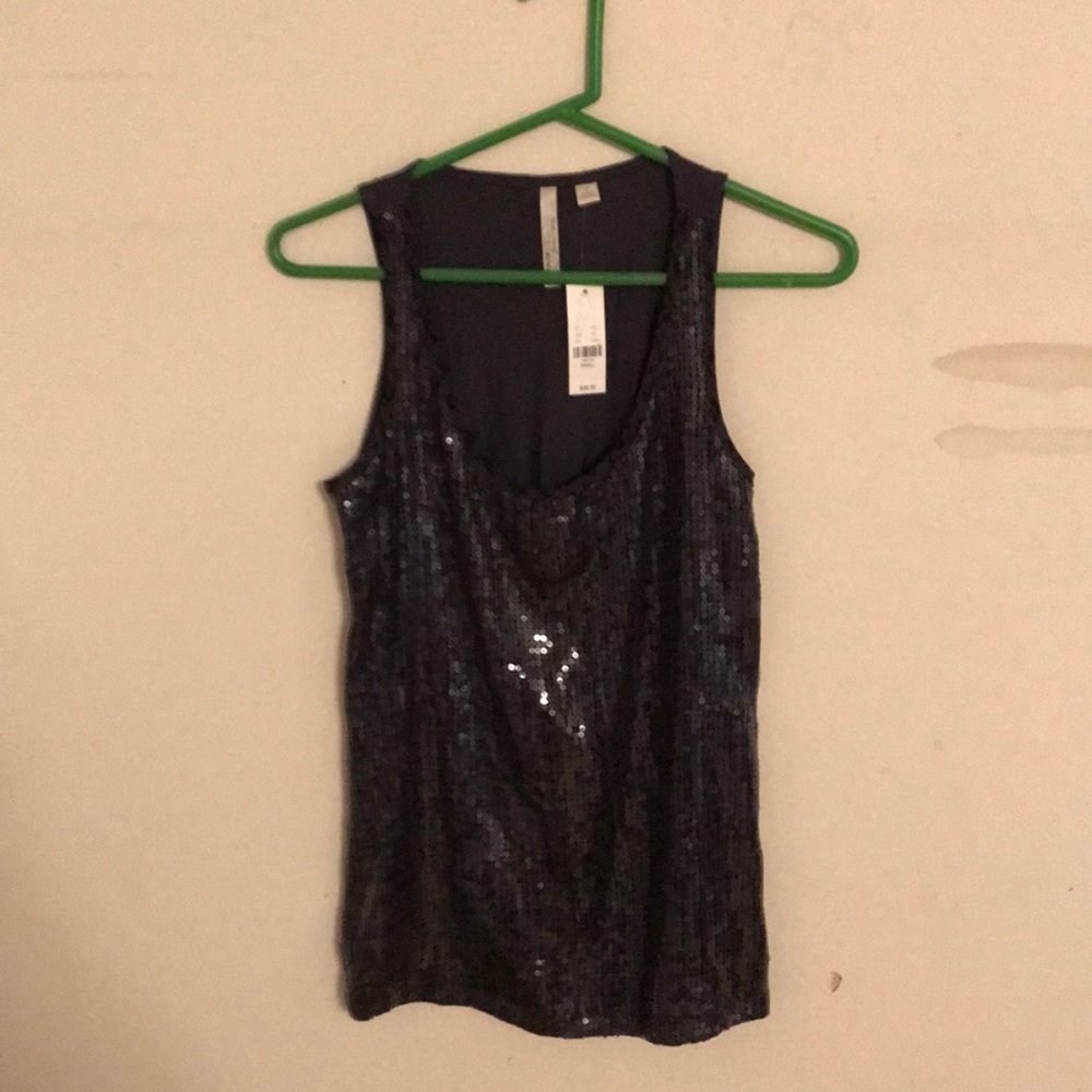 NWT Streetwear lady’s sequin top